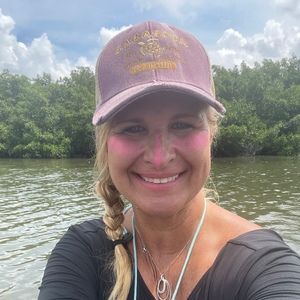 Meet your Posher, Ladeana